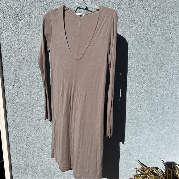 James Perse V-neck longsleeve T-shirt dress in fawn size 3 - Picture 1 of 6